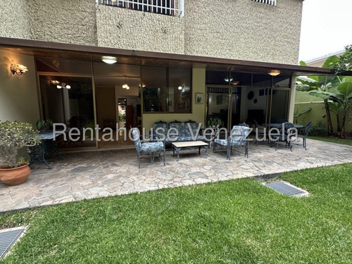 Espectacular Casa Con Acabados De Alta Calidad Y Vistas Panorámicas Colinas De Bello Monte. Mo 25-9299