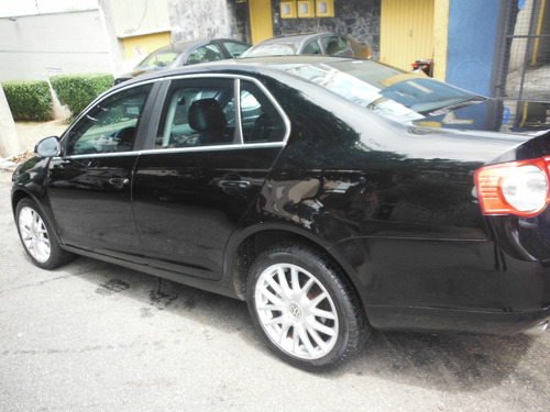 Volkswagen Jetta 2.5 4p