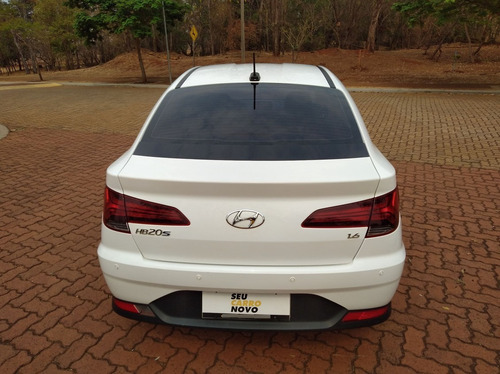 Imagem 3 de 9 de Hyundai Hb20s 1.6 Vision 16v