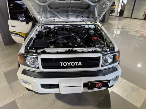 Land Cruiser 70