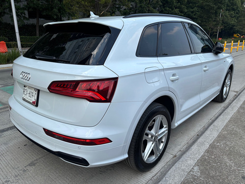 Audi Q5 2.0 L 45 Tfsi S Line Dsg