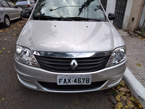 Renault Logan 1.0 Autentique 16 V 4p