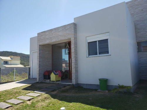 Imagem 3 de 9 de Casa Alvenaria Para Venda Em Ambrósio Garopaba-sc - Kv700