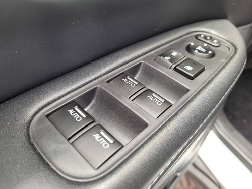 Imagem 15 de 15 de Honda Hr-v 1.8 16v Flex Ex 4p Automático