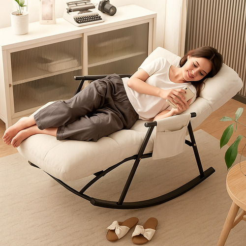 Espreguiçadeira Lazy White Arrow Cadeira Banco Poltrona Balanço Reclinável Jardim Piscina Sala Consultório Recepção Encosto Confortável Moderno Sofá Preguiçoso Descanso Ler Cor: Off White