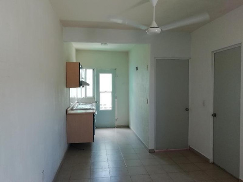 Imagen 4 de 15 de Casa En Venta En Playa Del Carmen.
