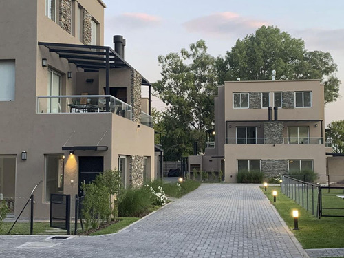 Departamento De 2 Ambiente En Green Village Pilar | Vco Propiedades