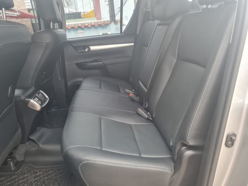 Imagem 9 de 13 de Hilux Cd Srv 4x4 2.8 Tdi Diesel Aut.