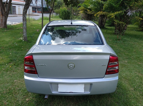 Astra Sedan 2005 Flex Ar Cond Dir Couro Airbag Roda Raridade