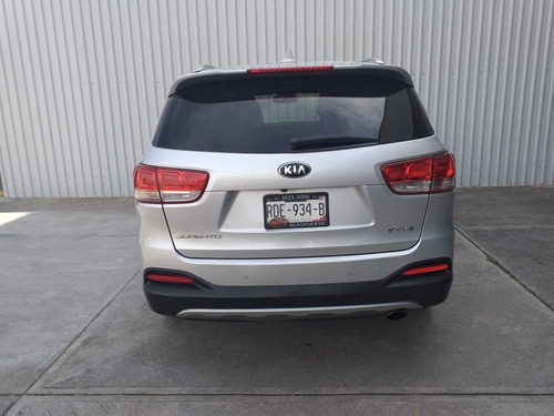 Imagen 7 de 15 de Kia Sorento 2016 3.3l Ex Pack Nav 7 Pas Mt