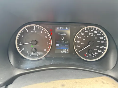 Nissan Sentra 2.0 Advance Mt