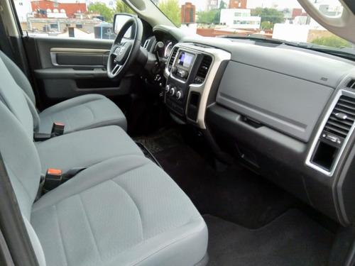 Imagen 5 de 8 de Dodge Ram 2500 2016