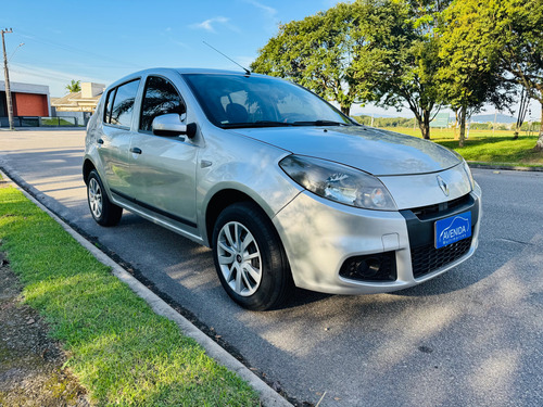 Renault Sandero 1.0 16v Expression Hi-flex 5p