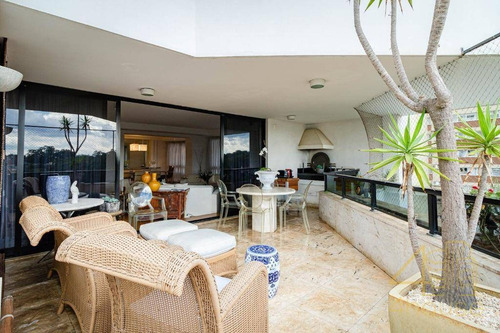 Imagem 4 de 30 de King Albert Na R. Barão De Campos Gerais, 74. Apartamento Reformado À Venda, 380 M², Varanda Gourmet, 4 Suítes, Lazer Completo E 6 Vagas. Real Parque - Ap2718