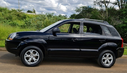 Imagem 13 de 15 de Hyundai Tucson 2012 2.0 Gl 4x2 5p