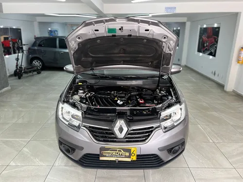 Renault Logan At 2023