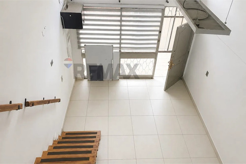Oficina A Pasos Del Metro Trinidad
