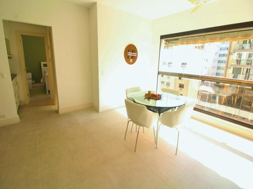 Imagem 6 de 17 de Guarujá Pitangueiras Flat 1 Dormitórios Ar Condicionado Piscina Lazer Completo Manobrista Serviço De Praia Portaria 24 Horas - Fl0004 - 34707502