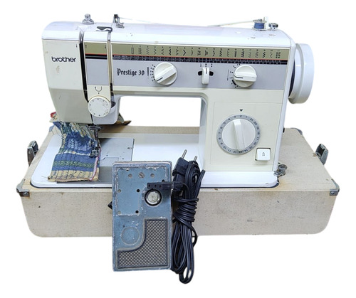Brother Prestige 30 C/garantía Zigzag Bordado Máquina Coser Blanco (Usado)