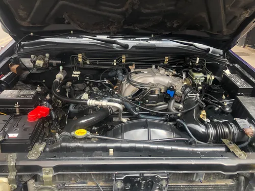Nissan Pathfinder 3.3 R50 Std