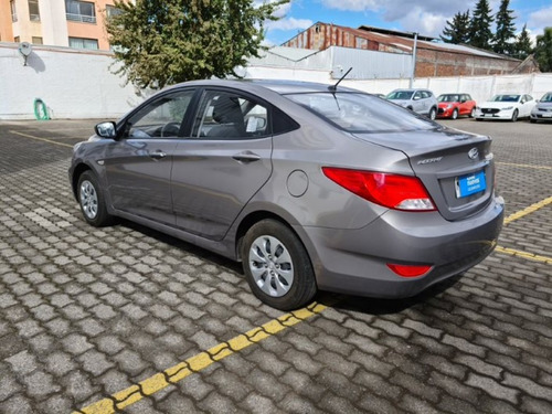 Hyundai Accent Accent Rb Sdn 1.4 6m/t Gl Av