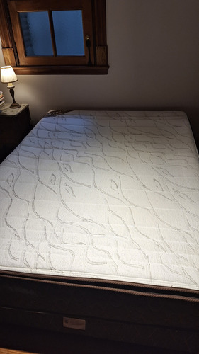 Sommier Y Colchon Kavanag Monaco 140 X 190 Espuma Marrón (Usado)