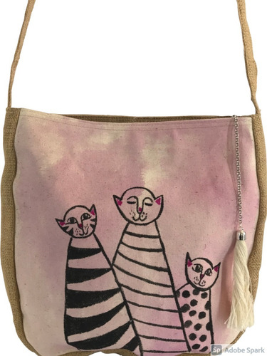 Imagen 1 de 3 de Bolsa En Yute Y Manta Pintada A Mano