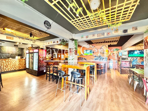Venta Local Comercial, Pub Restaurant Con Derecho A Llave