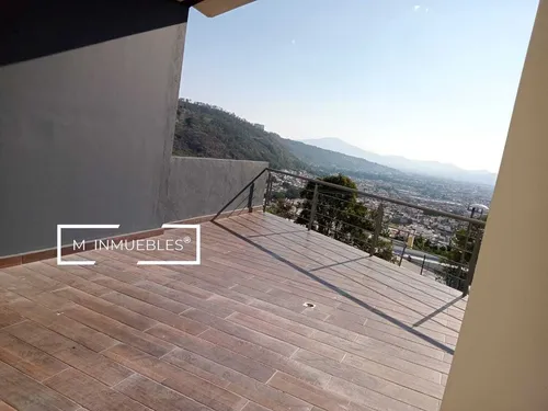 Casa Con Vista Panorámica En Venta En Lindavista