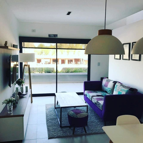 Imagen 1 de 9 de Departamento En Venta En Canning