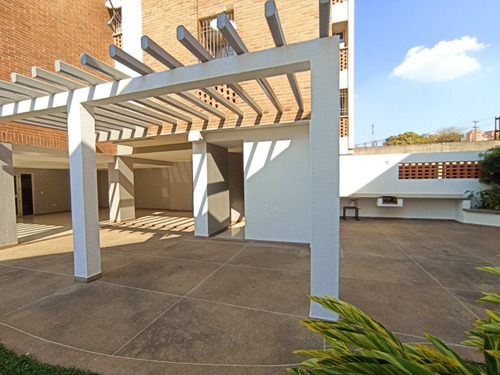 Imagen 7 de 24 de Fg Apartamento Moderno En Los Mangos, Calle Cerrada. Res. Alameda