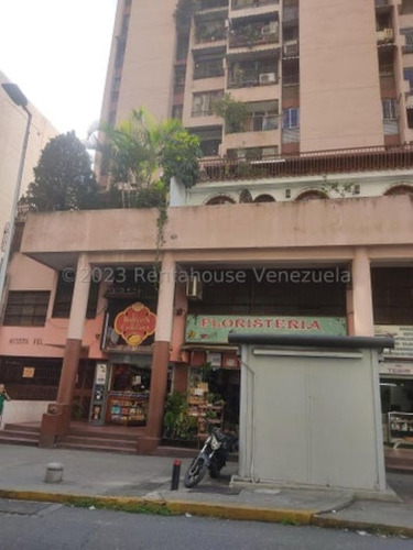 La Candelaria Local En Alquiler A Pie De Calle #24-20921 Wendy Hoyer