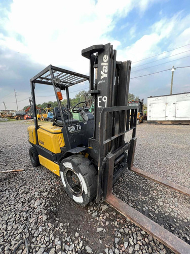 Imagen 5 de 15 de Autoelevador Yale 3tn Diesel Torre Triple C/desplazad Envios