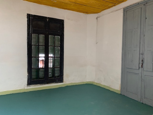 Imagen 7 de 14 de Casa Felix Laborde Y Joanico.- Dos Cuartos Y Estufa Leña