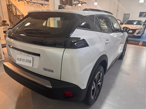 Peugeot 2008 1.0T Allure