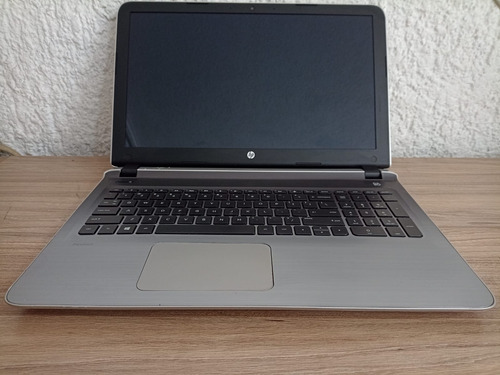 Elegante Laptop Hp Pavilion Notebook 15z Amd A8 Touch 15.6 (Reacondicionado)