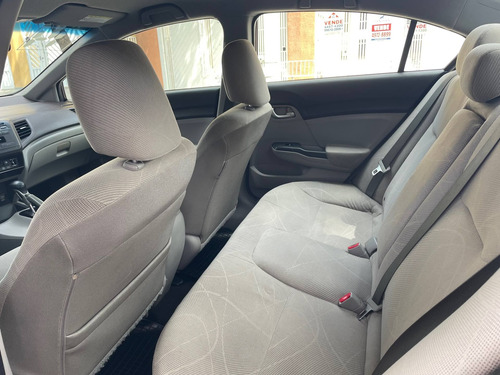 Imagem 10 de 12 de Honda Civic Lxs 1.8 I-vtec (aut) (flex)