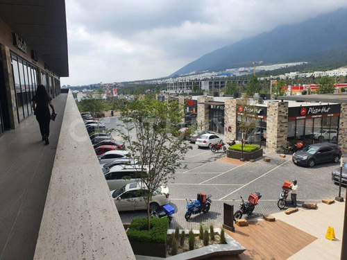 Consultorios En Renta En Espacio Cumbres, Monterrey, N.l.