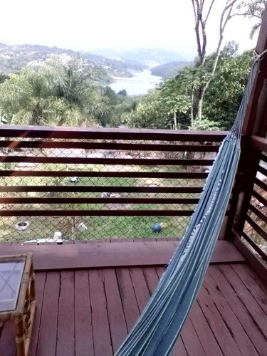 Imagem 4 de 14 de Aluga-se Chácara, Local Com Muito Verde!