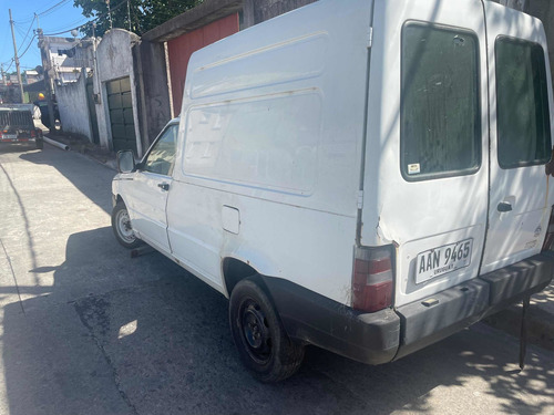 Imagen 2 de 4 de Fiorino Por Partes