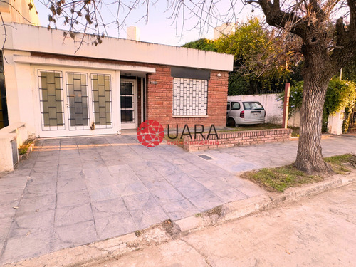 Casa En Venta 3 Dormitorios Bº Los Platanos