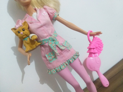 Barbie Veterinária Usada Em Bom Estado