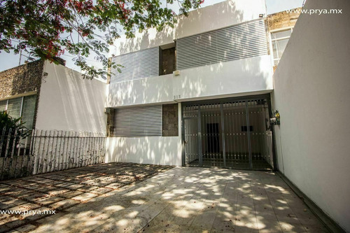 Oficina A Puerta Cerrada En Renta En Vallarta Norte, Guadala