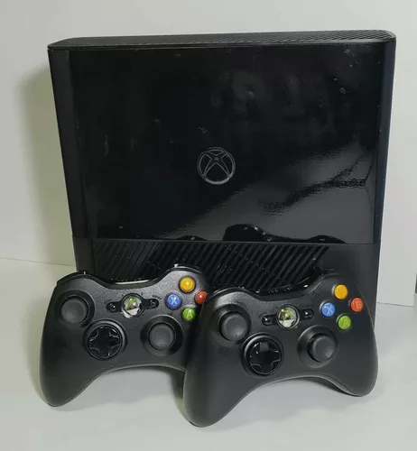 Xbox com Knect + 1 controle e 2 jogos - Videogames - Velha Central