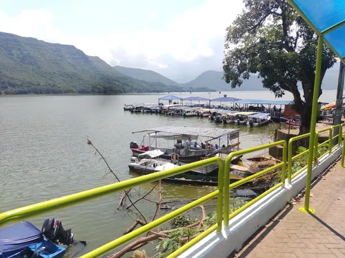 Venpermuto Lote Embalse Prado Recibo Apt- Vehiculo Propongan