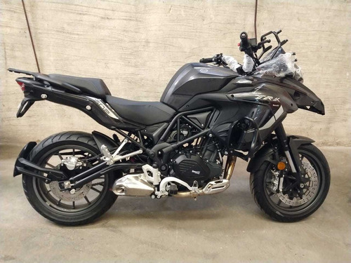 Imagen 15 de 25 de Benelli Trk 502x