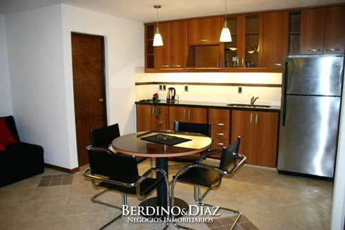 Excelente Casa Ubicada A Metros De Playa Mansa- Ref: 316