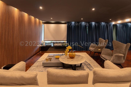 Carla Gonzalez Apartamento En Venta En La Urbanizacion El Rosal Mls #24-5494 Sc