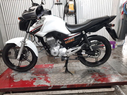 Imagen 3 de 15 de Honda New Titan 150 Usado Fcia C/garantia Glh Wave Motopier