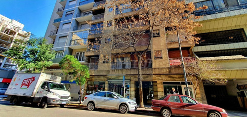Imagen 6 de 11 de Dpto De 2 Amb A La Calle En Venta